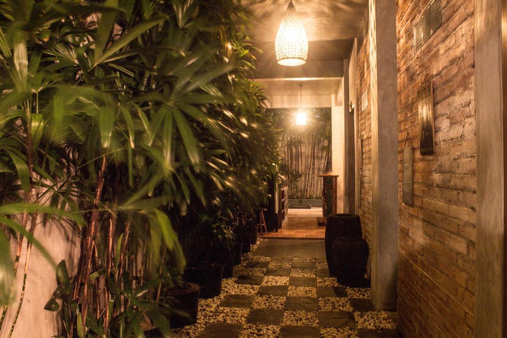 A7 Guesthouse Canggu Buitenkant foto